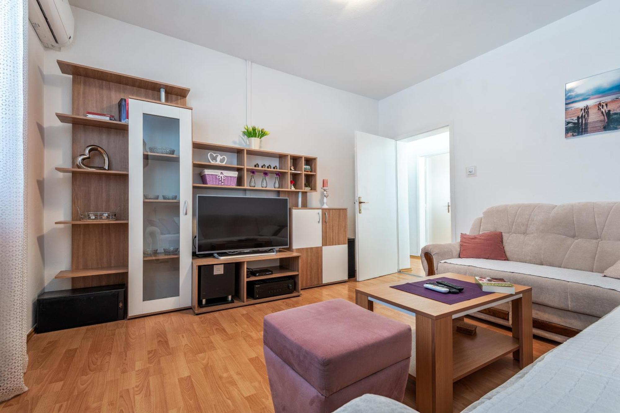 Apartment Mihaela Blace Εξωτερικό φωτογραφία